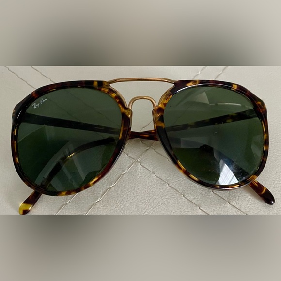 RAY BAN WOMENS TORTOISE /GOLD FRAME SUNGLASSES - Picture 2 of 4